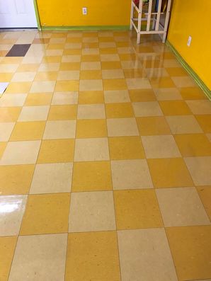 Before & After Floor Cleaning in Birmingham, AL (4)